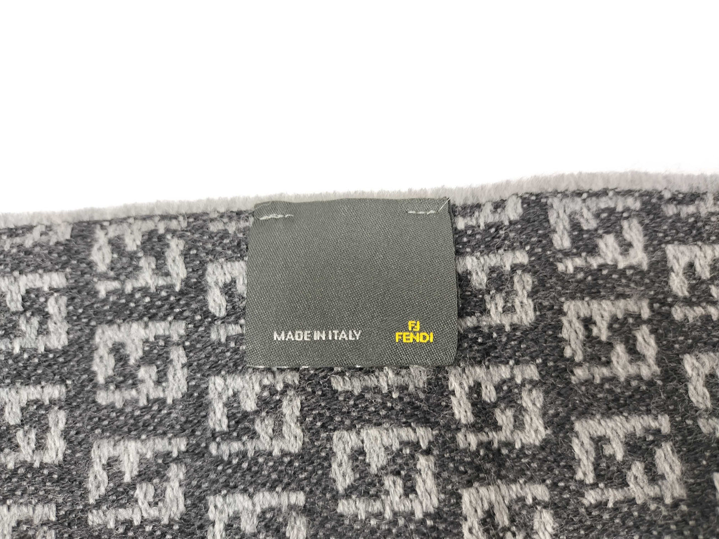 FENDI Zucca Pattern Fendi Zucchino Muffler Muffler