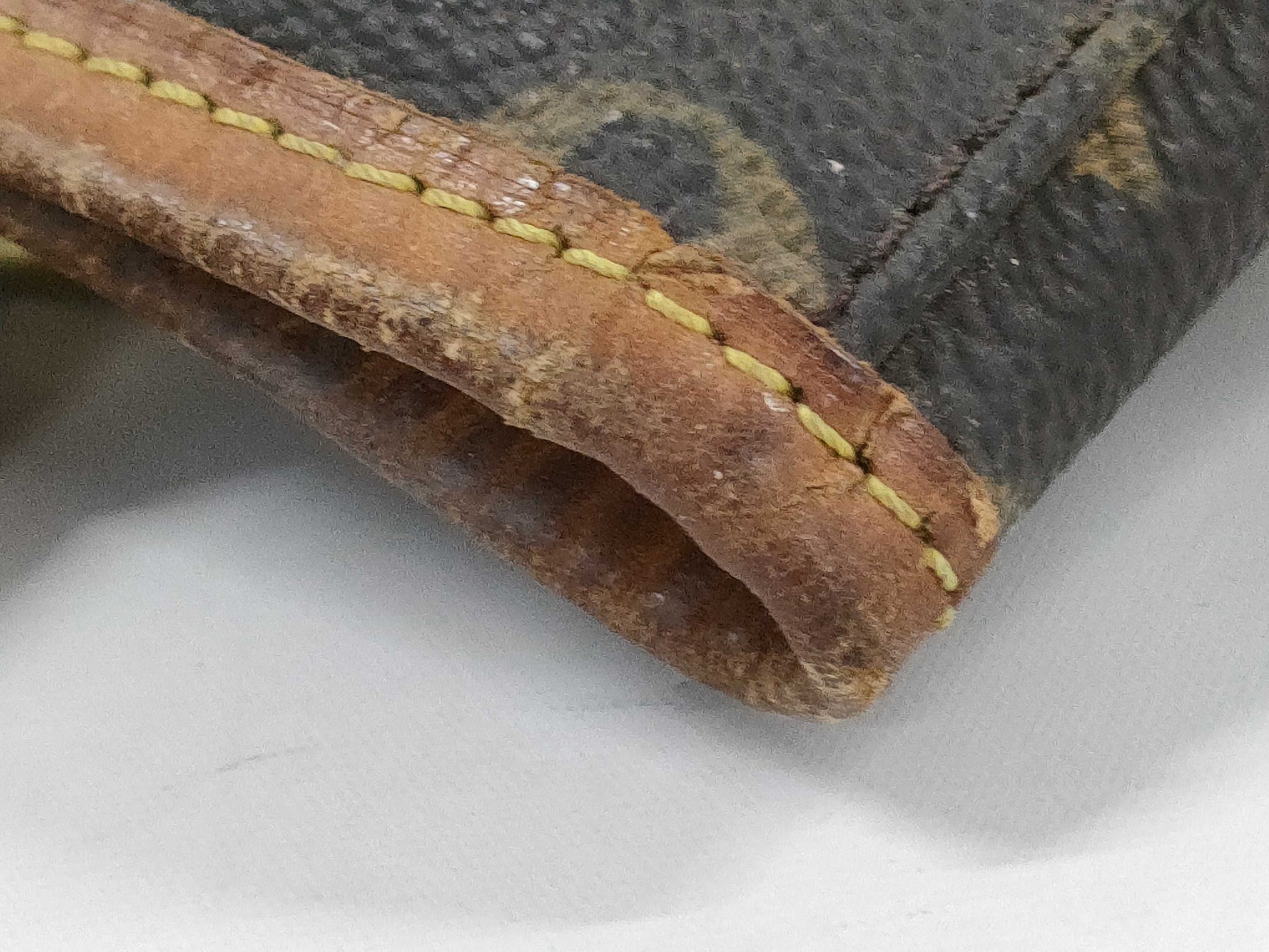 LOUIS VUITTON Louis Vuitton Bucket PM Handbag Tote Bag