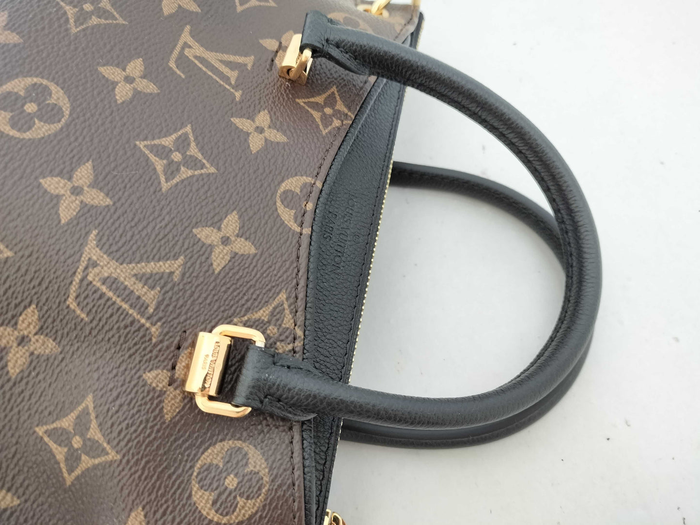 LOUIS VUITTON Monogram Pallas BB M42960 Handbag