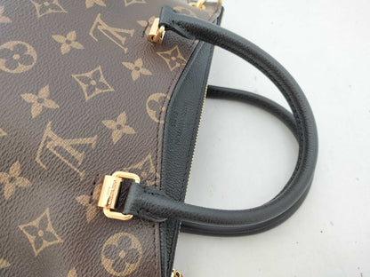 LOUIS VUITTON Monogram Pallas BB M42960 Handbag