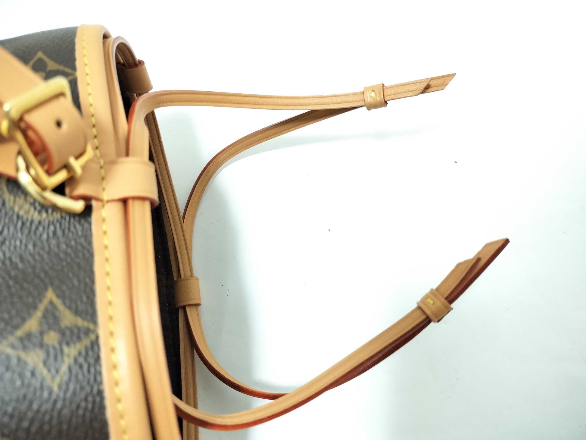 LOUIS VUITTON Monogram Louis Vuitton Noe Perse M57099 Handbag