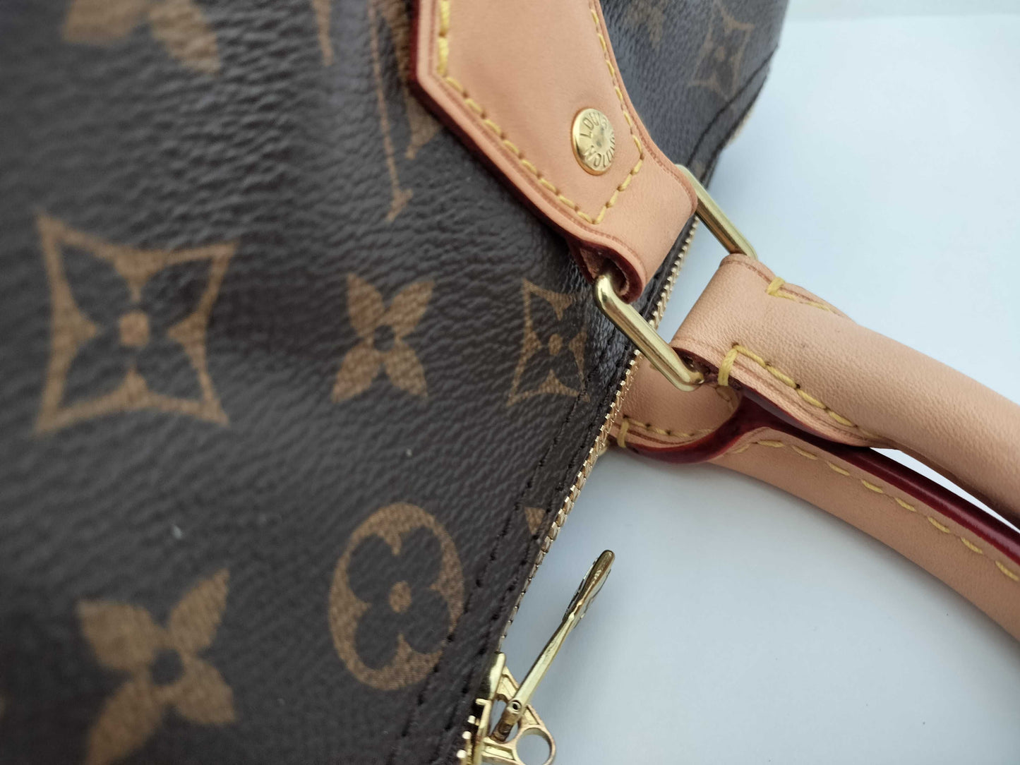 LOUIS VUITTON Monogram Louis Vuitton Speedy Bandouliere 30 Handbag