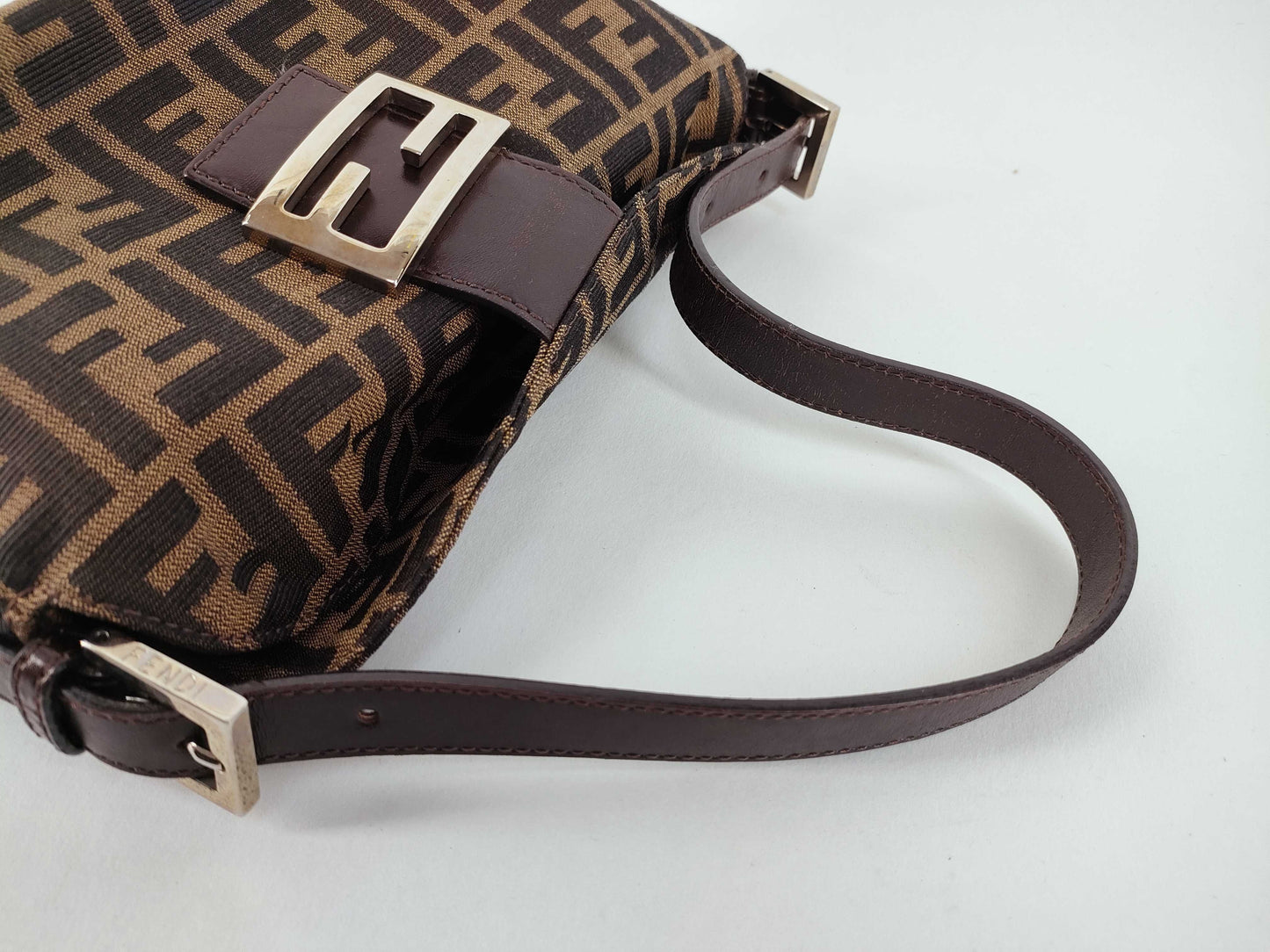 FENDI Zucca Mamma Bucket/Zucca/2321-26725-009 Handbag