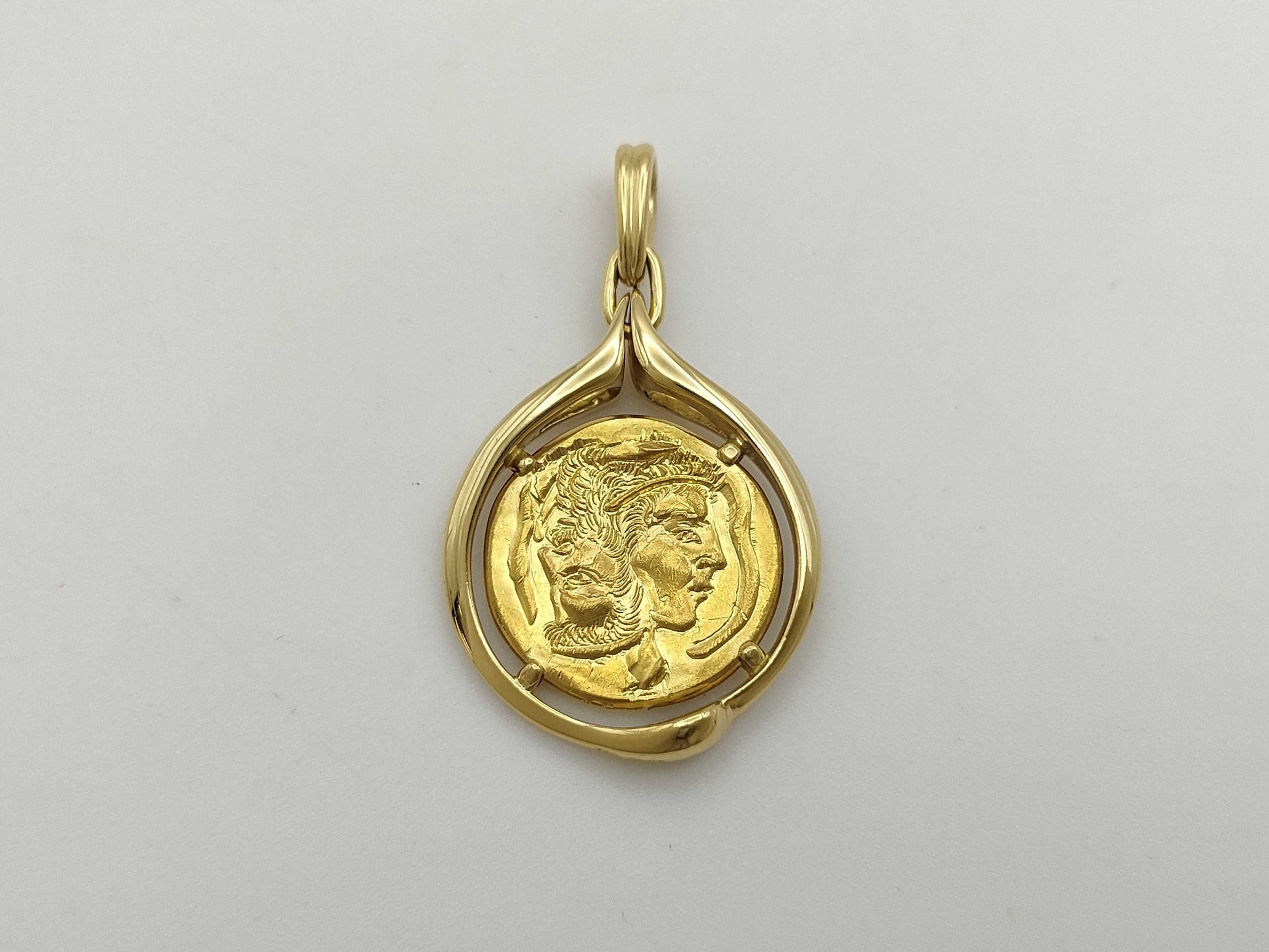 PIAGET Hans Elni YG 750/999.9 10.6g Pendant Top 