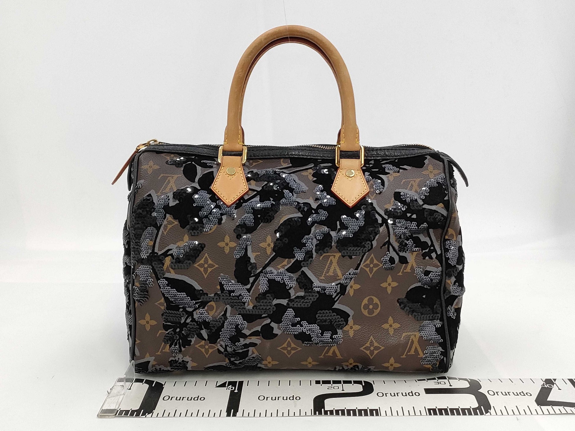 LOUIS VUITTON Louis Vuitton Speedy 25 Handbag