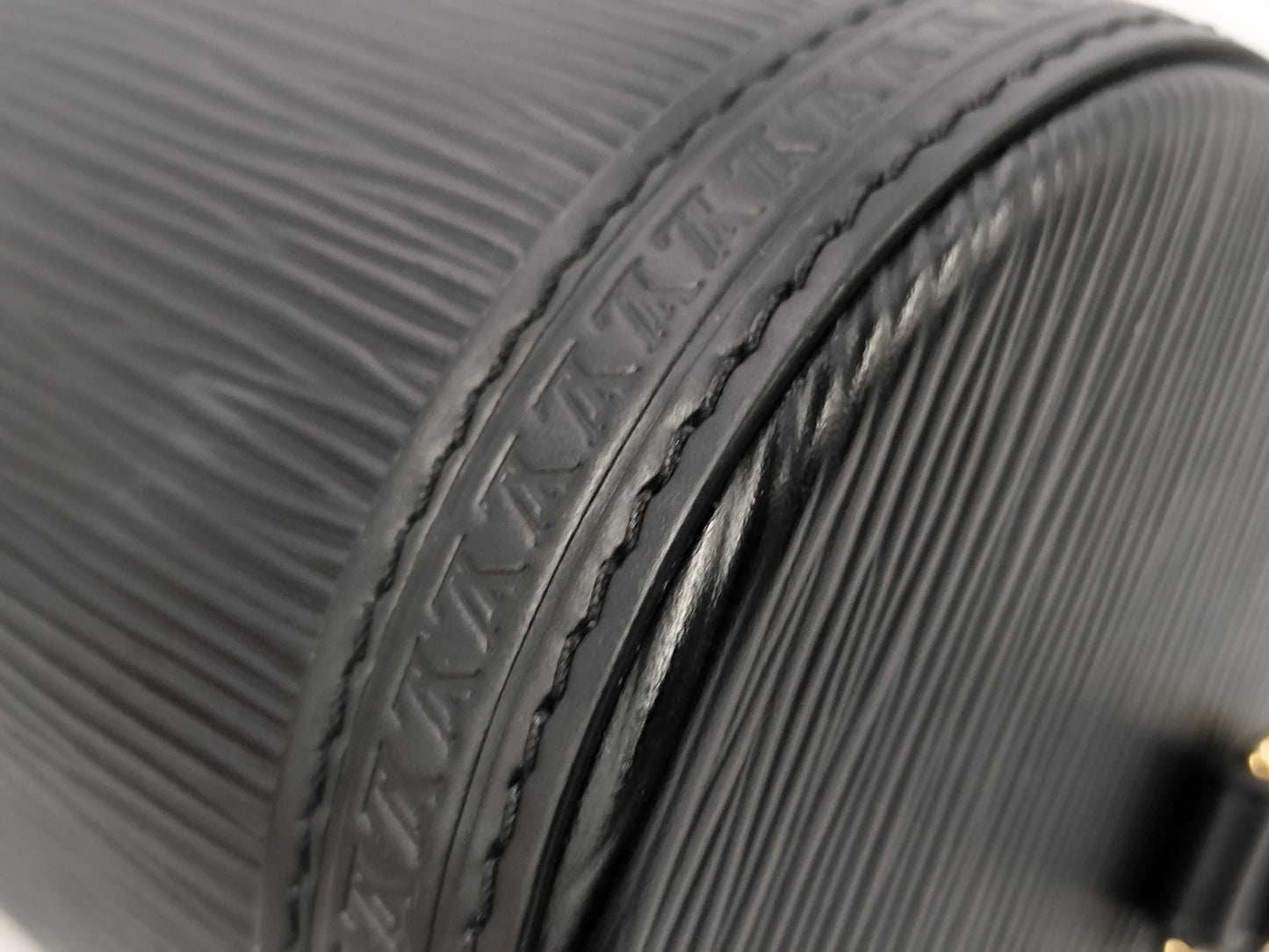 LOUIS VUITTON Epi Papillon Black Shoulder Bag