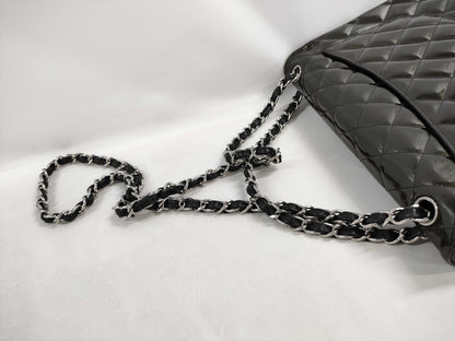 CHANEL Matelasse Shoulder Bag Shoulder Bag