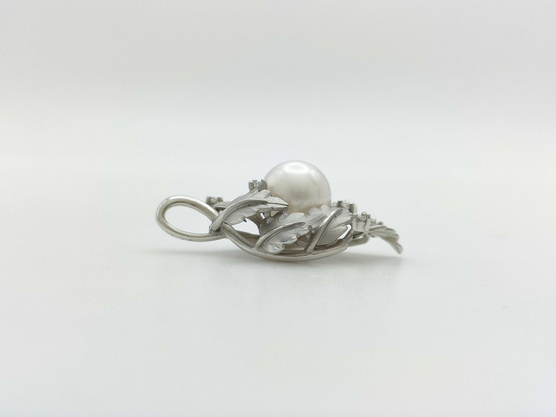 D0.06ct Pearl diameter approx. 8.4mm K18WG 4.6g Pendant top 