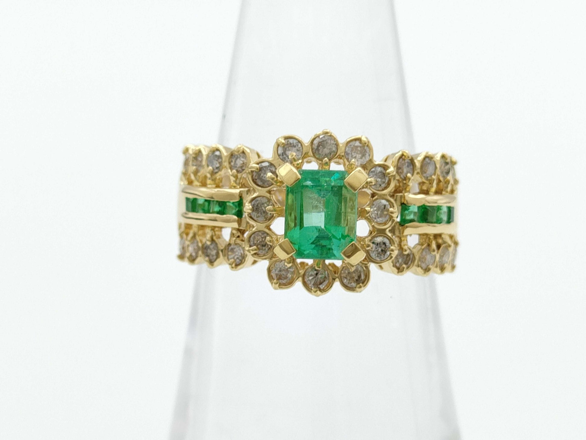 Emerald Diamond K18 4.9g Ring 