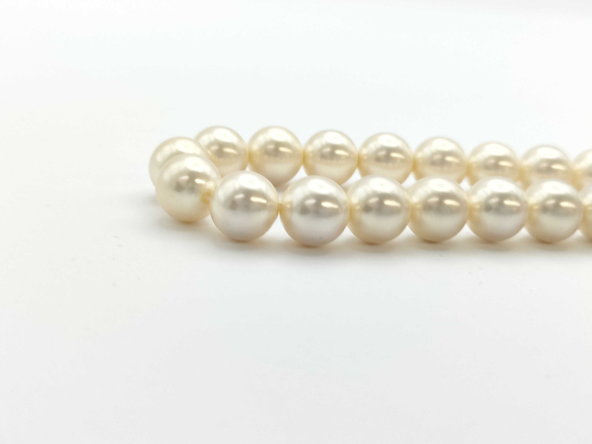 Faux Pearl SV 45.4g Necklace 