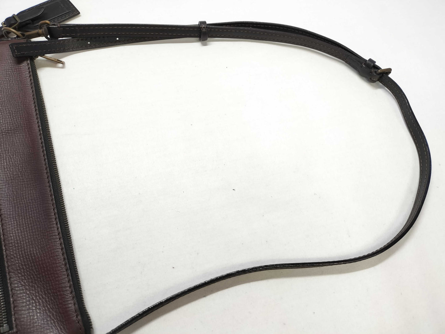 LOUIS VUITTON Utah Louis Vuitton Utah Sack Plastic Leather Shoulder Bag Serial Shoulder Bag