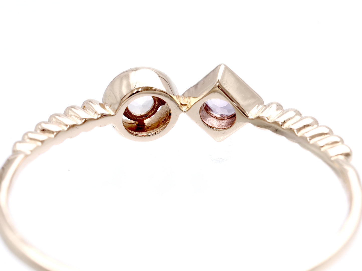 Amethyst Rose Quartz 0.05/0.05 Stamp, 18K Gold, 1.3g Ring 