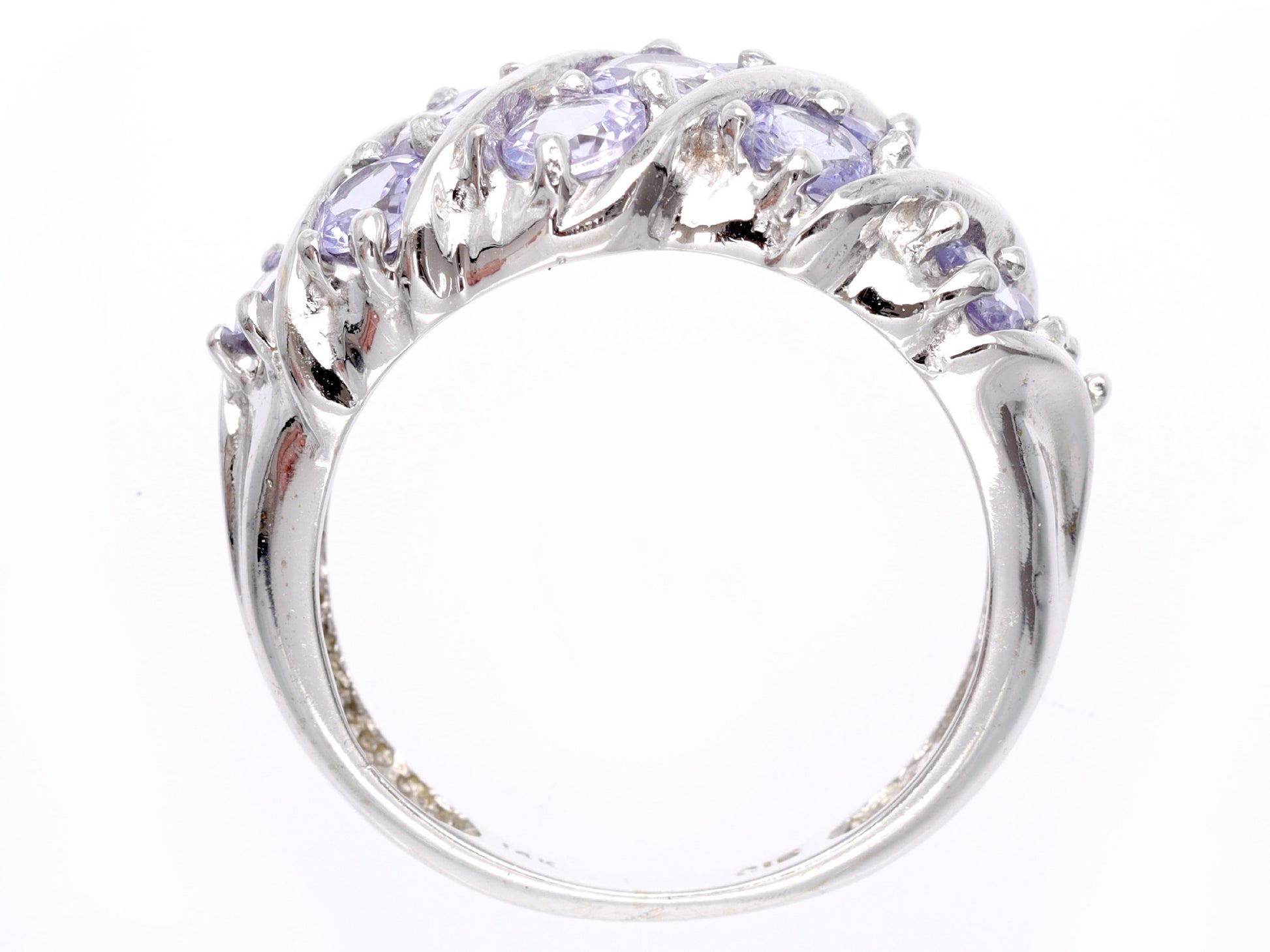 Tanzanite K14 3.6g Ring 
