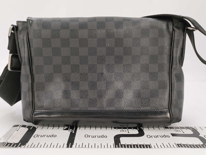 LOUIS VUITTON Louis Vuitton Damier Grafitte Messenger PM Shoulder Bag