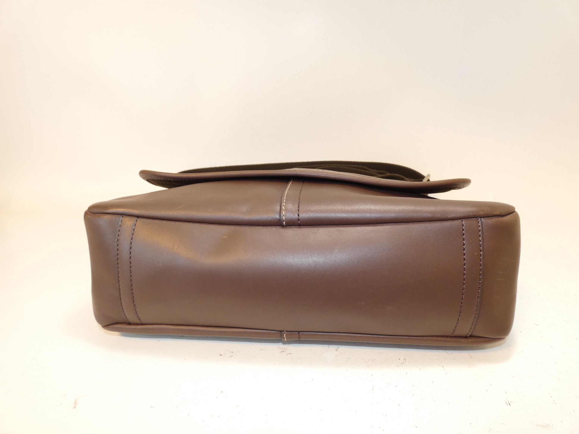 COACH Leather Dark Brown Shoulder Bag