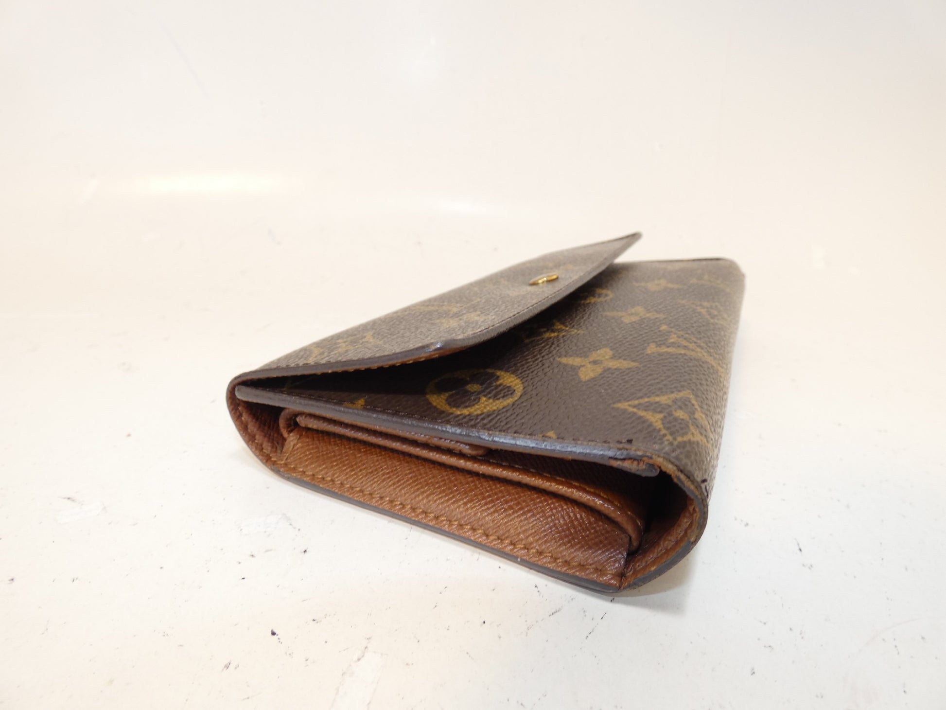LOUIS VUITTON Monogram International Tri-fold Long Wallet