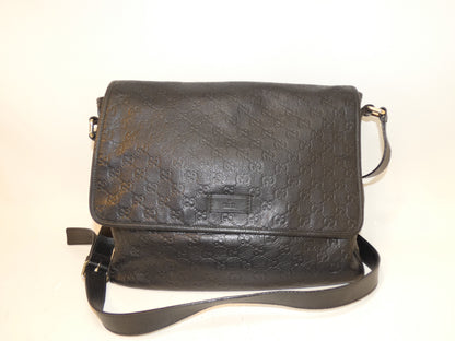 GUCCI GG Shima Black Shoulder Bag