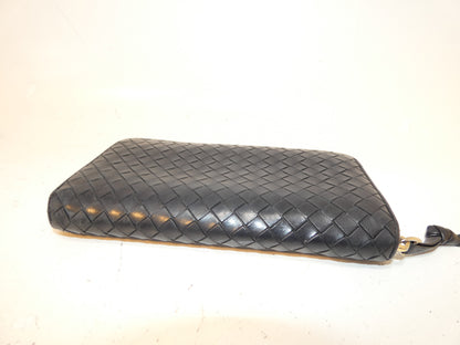 BOTTEGA VENETA Intrecciato Black Leather Round Zip Long Wallet