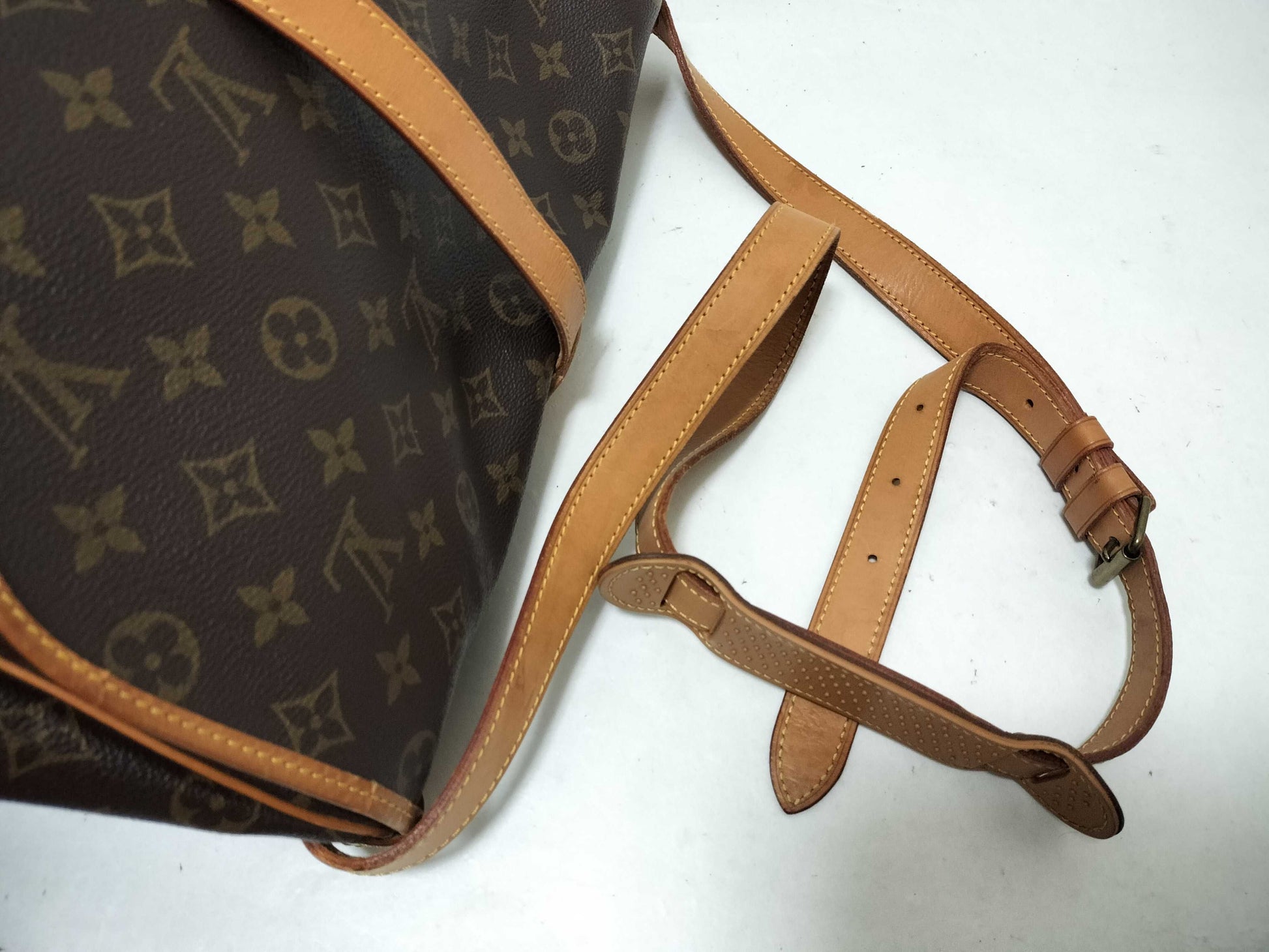 LOUIS VUITTON Monogram Saumur 35 Shoulder Bag