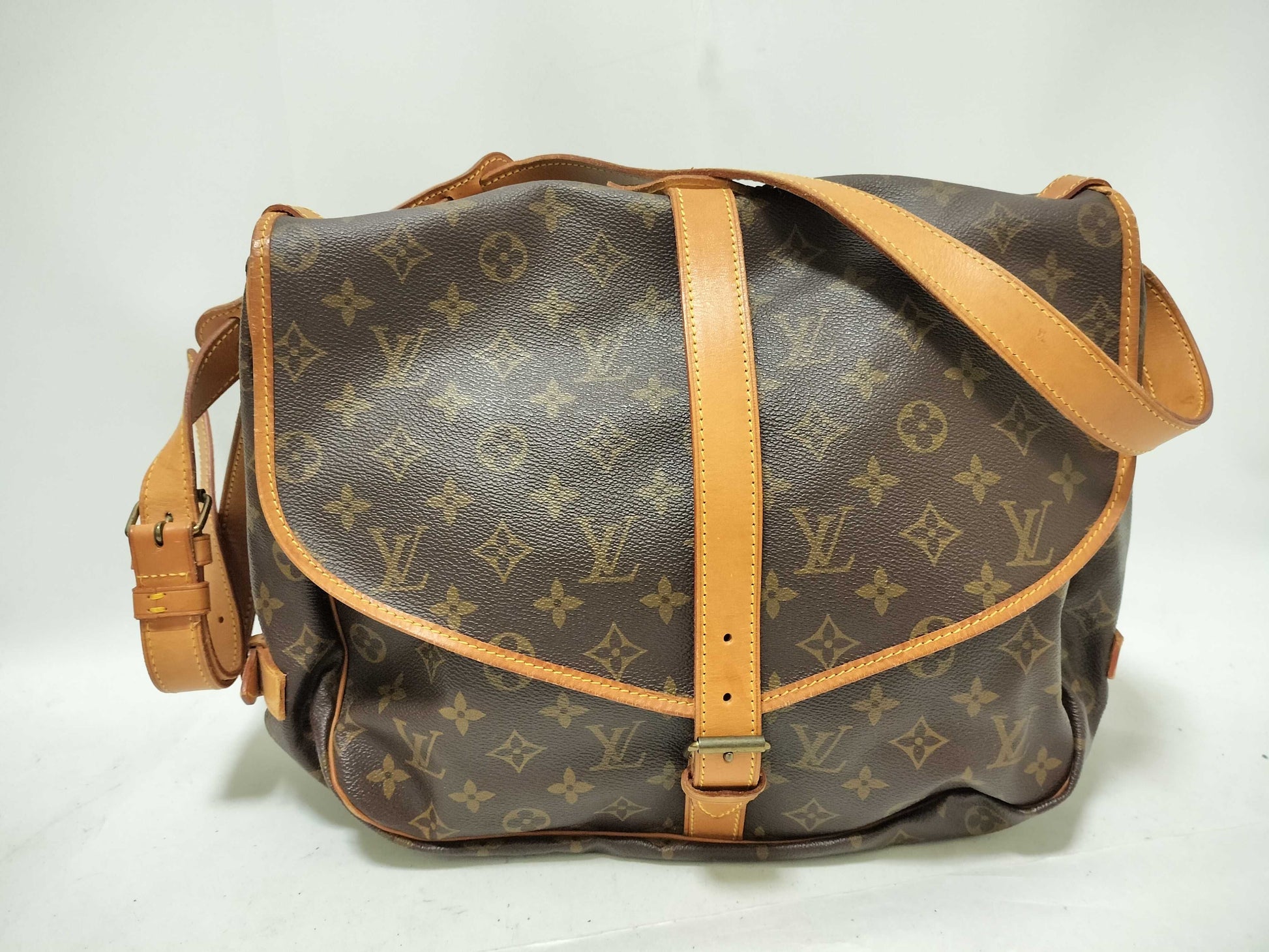 LOUIS VUITTON Monogram Saumur 35 Shoulder Bag