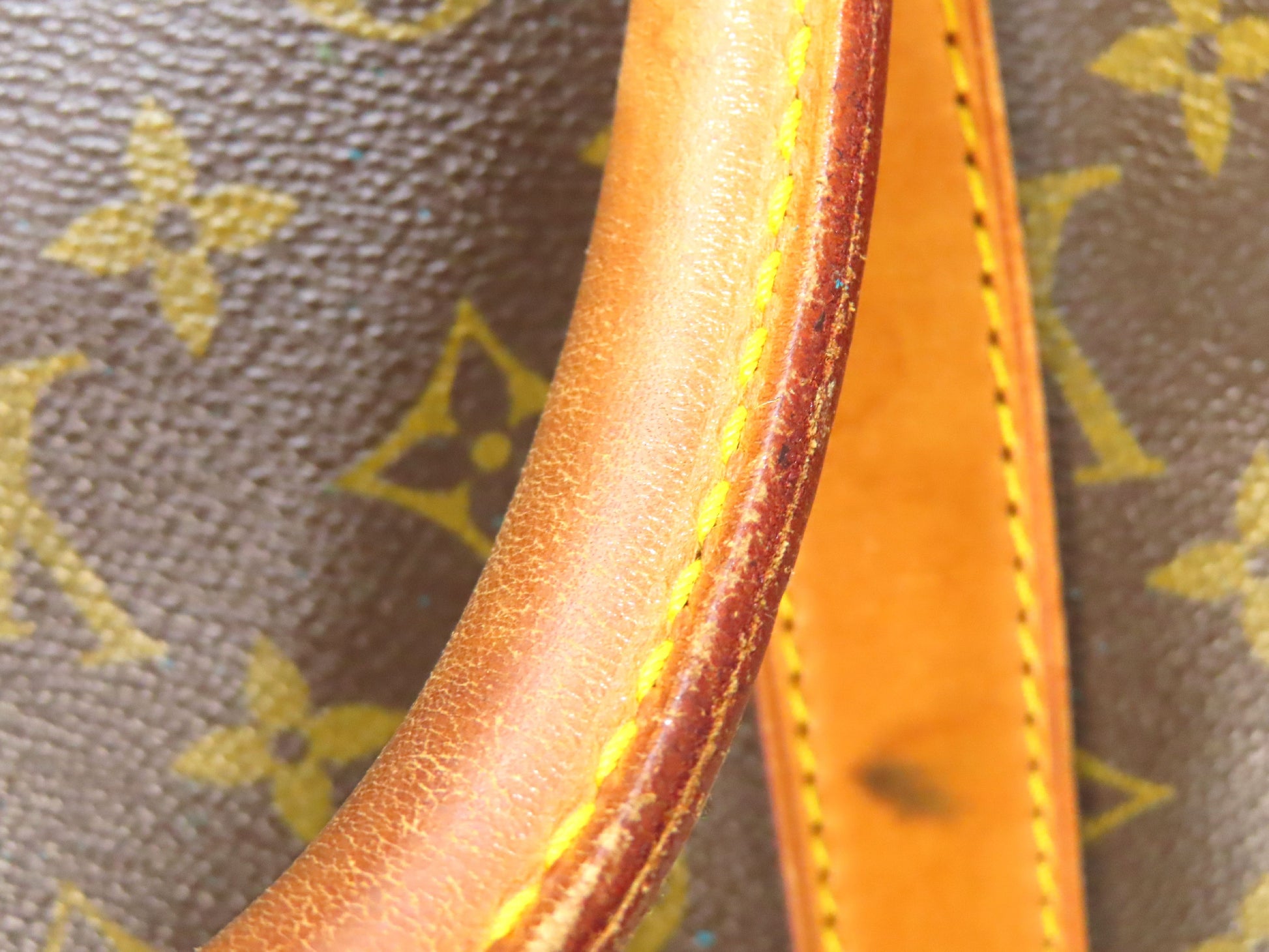 LOUIS VUITTON Monogram LV Keepall 55 Boston Bag