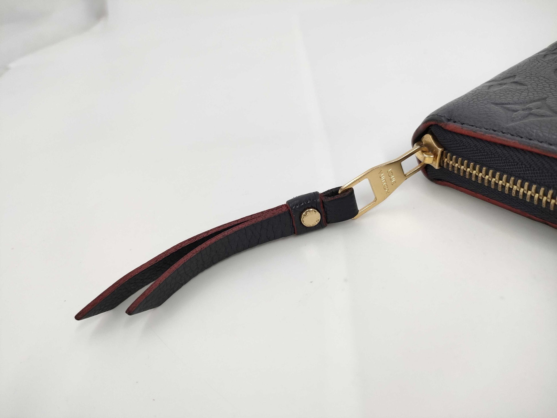 LOUIS VUITTON Vuitton Ampplant Zippy Wallet
