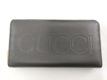 GUCCI logo zipper wallet