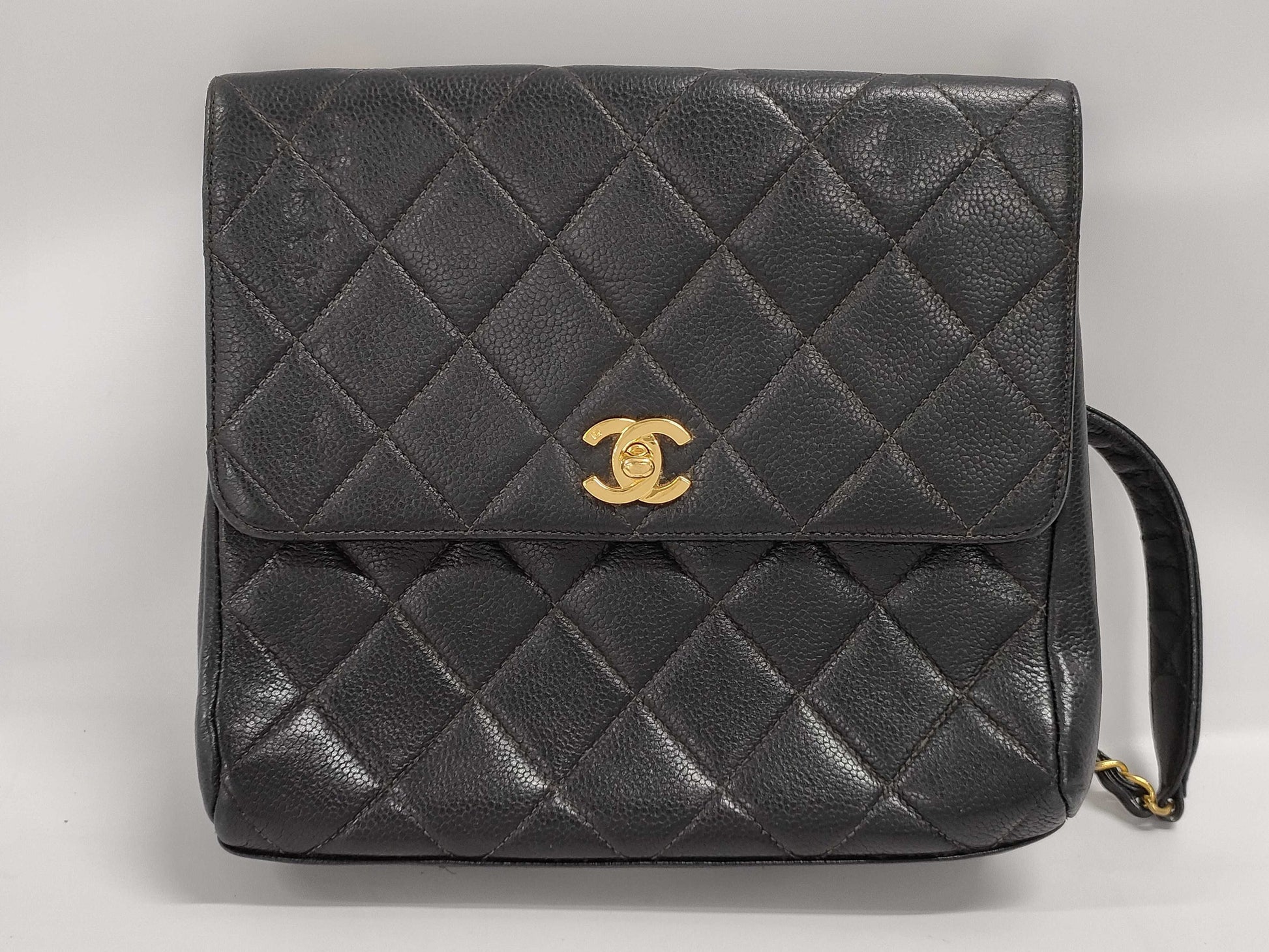 CHANEL CHANEL Matelasse Shoulder Bag in Black Caviar Leather with Chain Shoulder and Gold Hardware