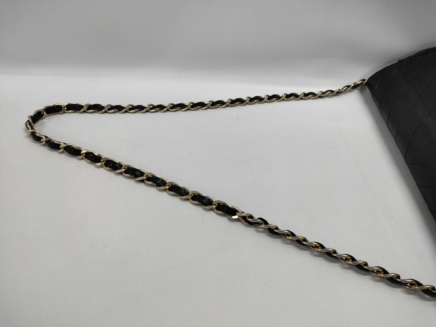 CHANEL CHANEL Shoulder Bag V Stitch Lambskin Bushlock Shoulder Bag