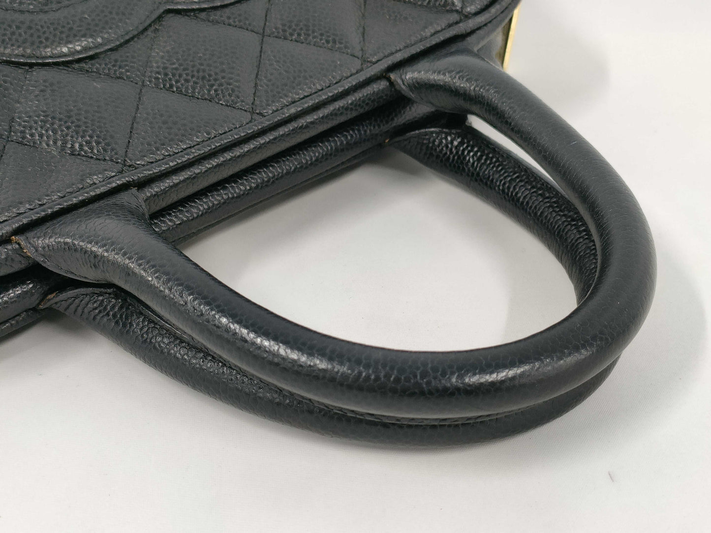 CHANEL CHANEL Matelasse Handbag A20996 Caviar Skin Black Handbag