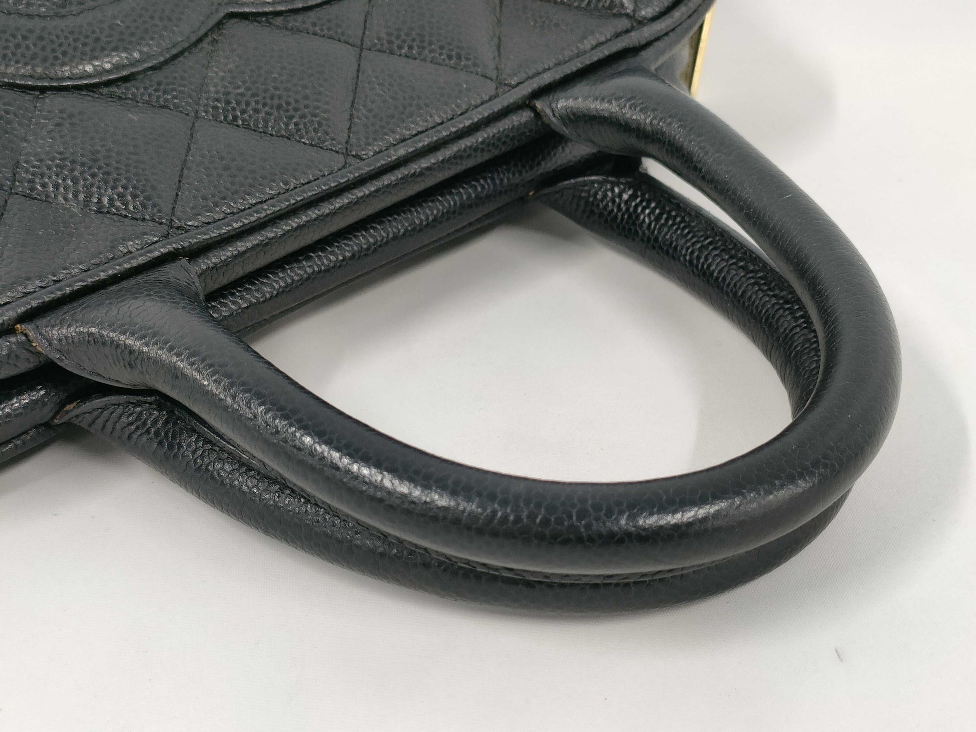 CHANEL CHANEL Matelasse Handbag A20996 Caviar Skin Black Handbag