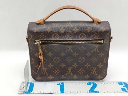 LOUIS VUITTON Monogram Pochette Metis Handbag