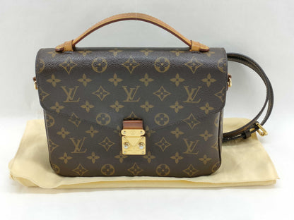 LOUIS VUITTON Monogram Pochette Metis Handbag