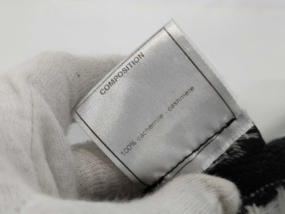 CHANEL Coco Button Black x White #44 Cardigan