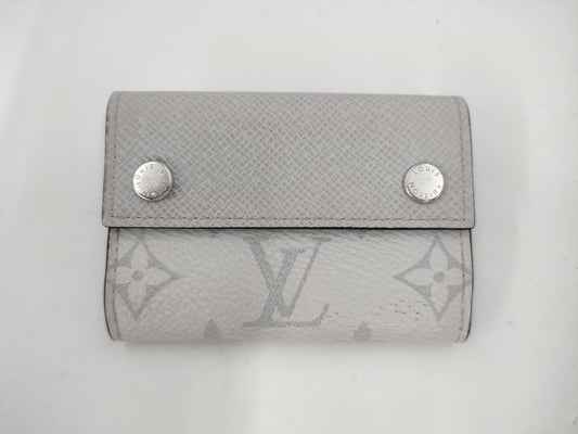 LOUIS VUITTON Taiga Rama Discovery Compact Wallet M67621 UB1189 Wallet