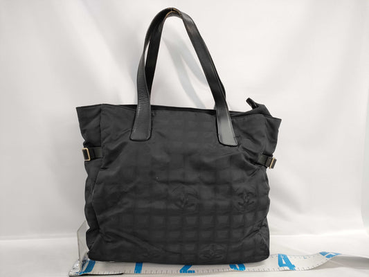 CHANEL New Travel Line Nylon and Leather Tote Bag, Black, No Warranty, 8521384
