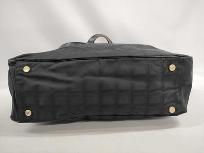 CHANEL New Travel Line Nylon and Leather Tote Bag, Black, No Warranty, 8521384