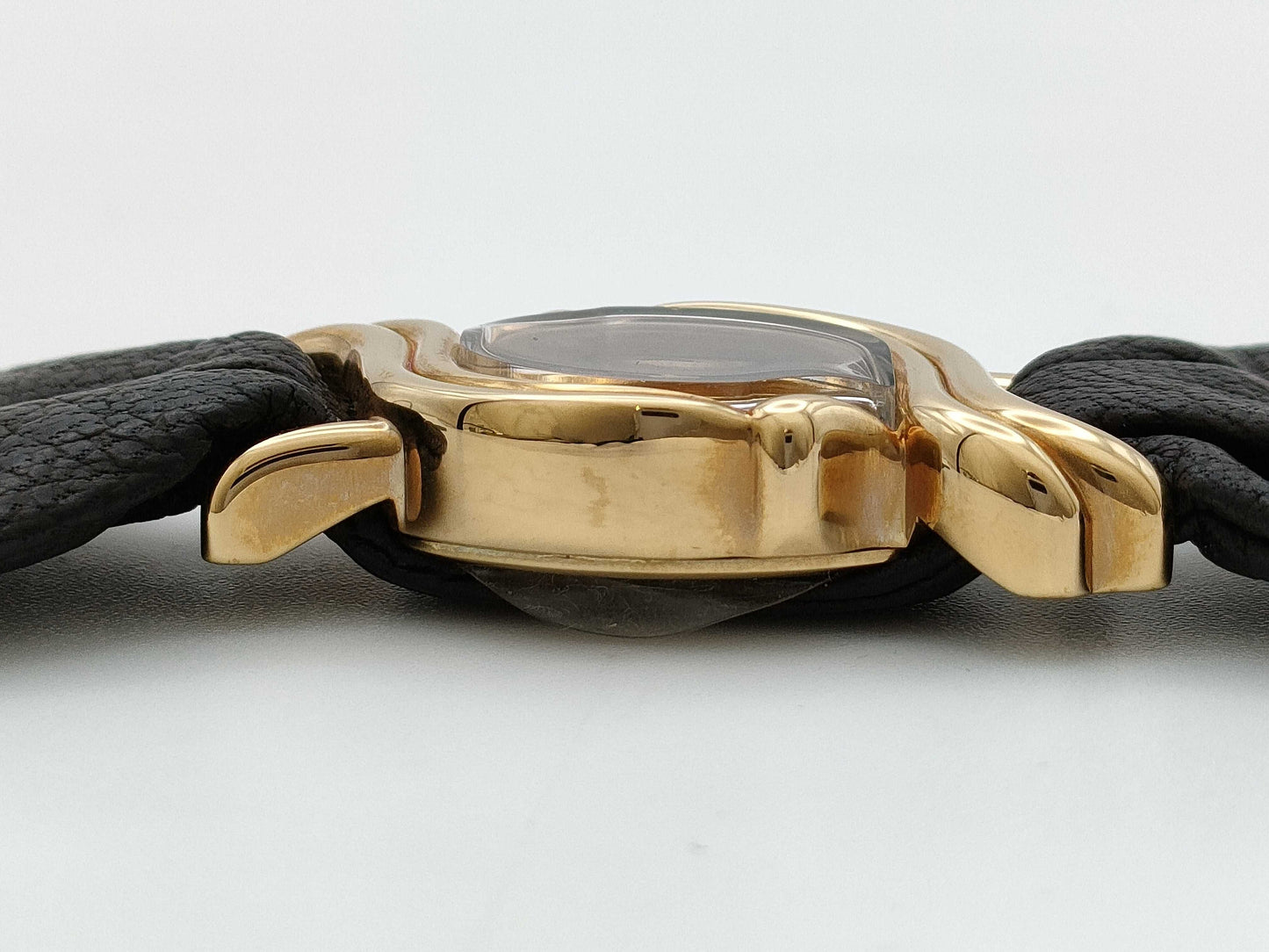 Dior 3021 Quartz Black Dial Women's Watch