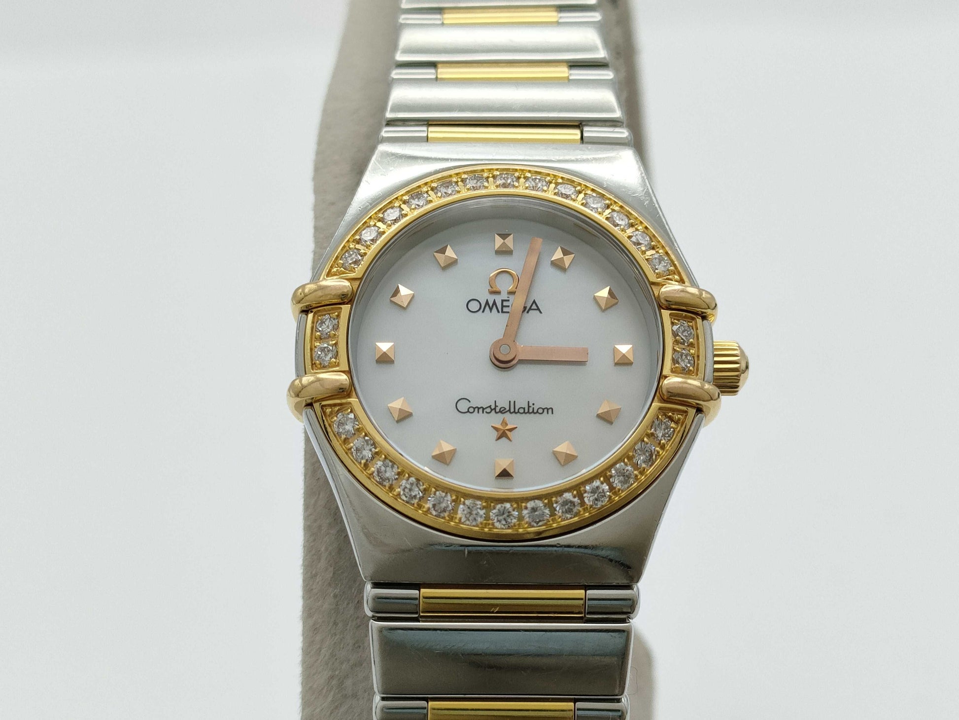 OMEGA Constellation My Choice 1365.71 57501672 Shell Dial Quartz Women's Watch