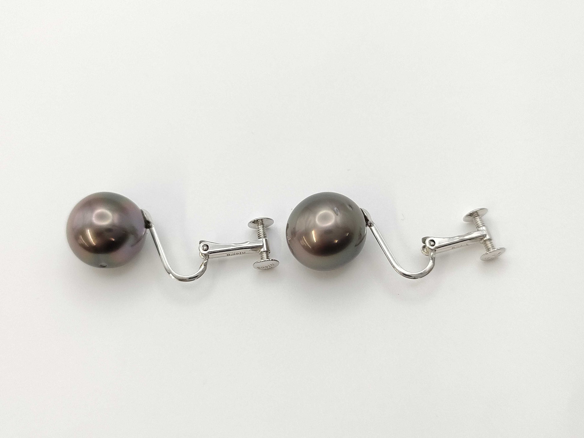 Pearl diameter approx. 10.7/10.8mm K14WG 4.9g Earrings 