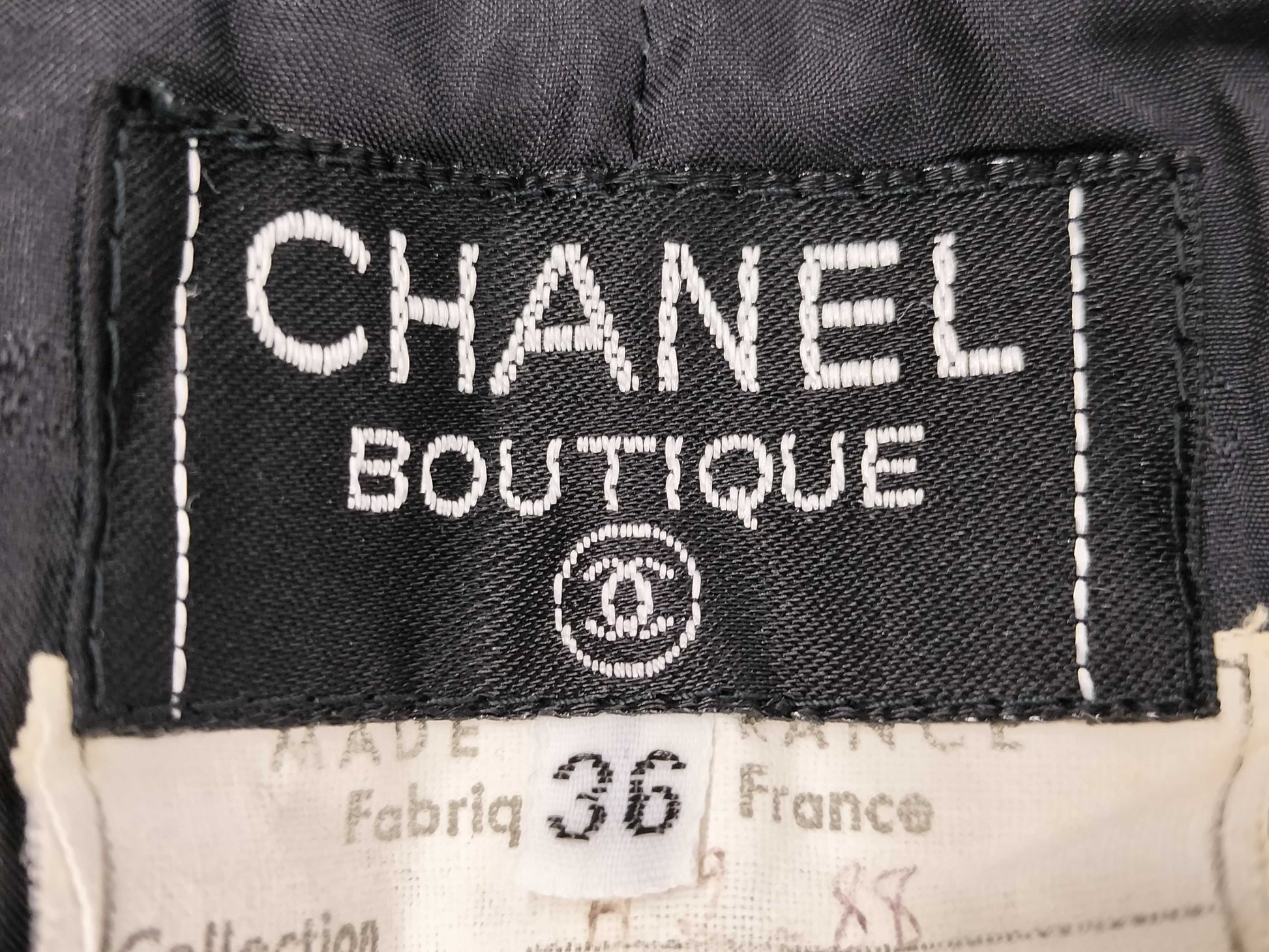 CHANEL Gray Size 36 Women's Pants