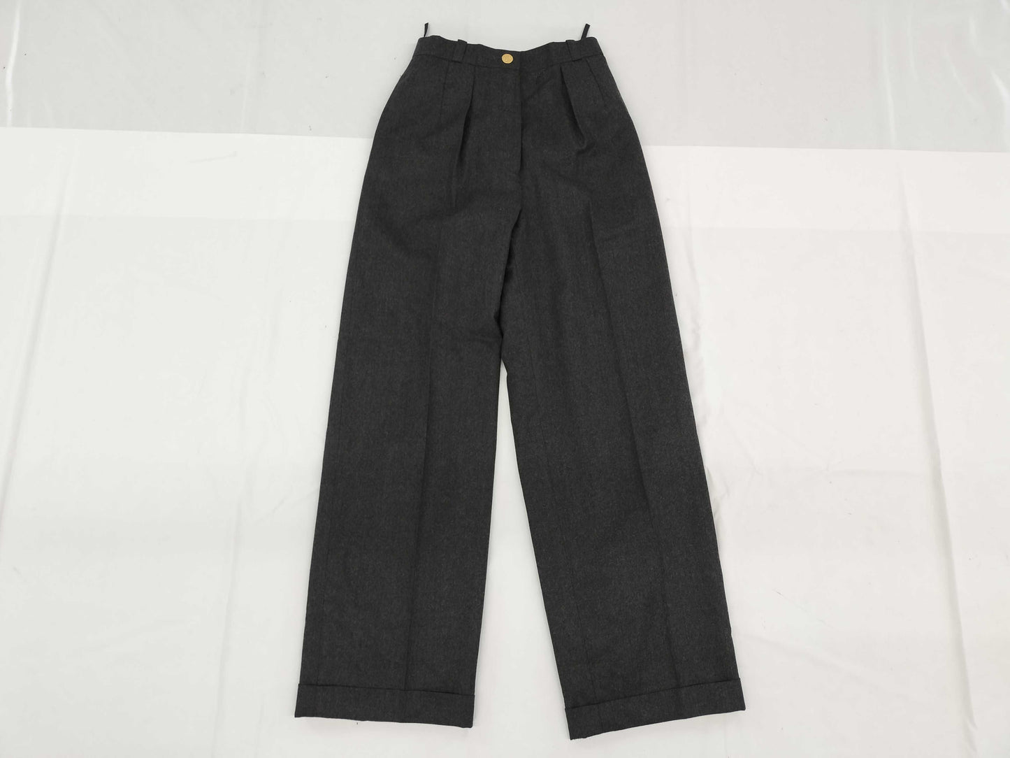 CHANEL Gray Size 36 Women's Pants
