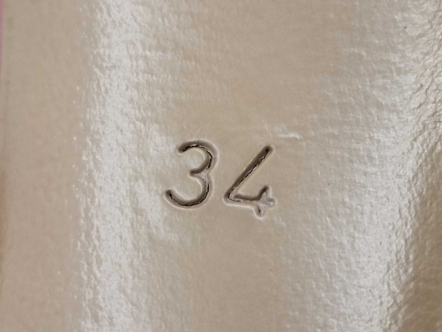 LOUIS VUITTON Enamel NL0191 34 Pumps