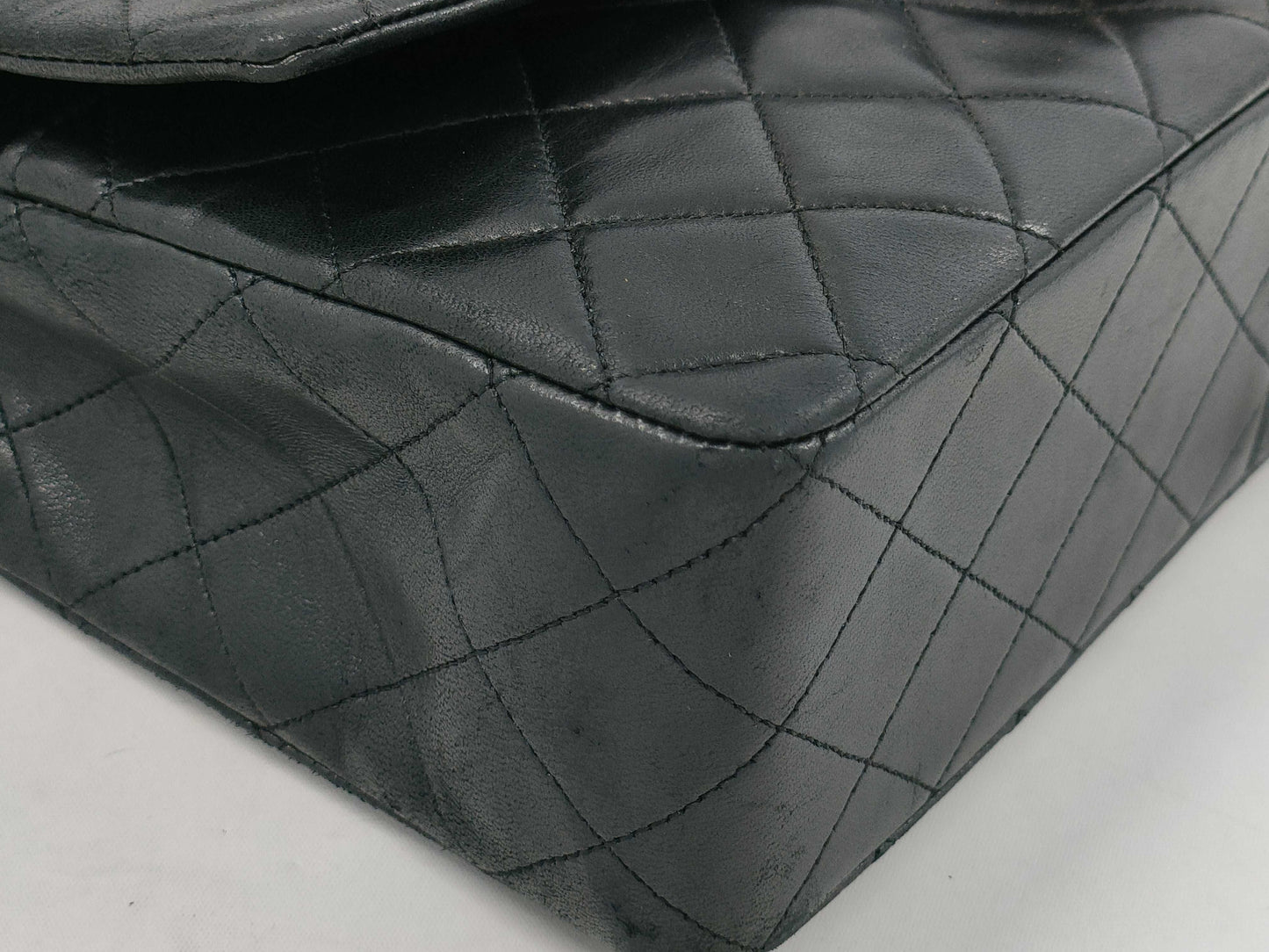 CHANEL Matelasse Chain Shoulder Lambskin Shoulder Bag