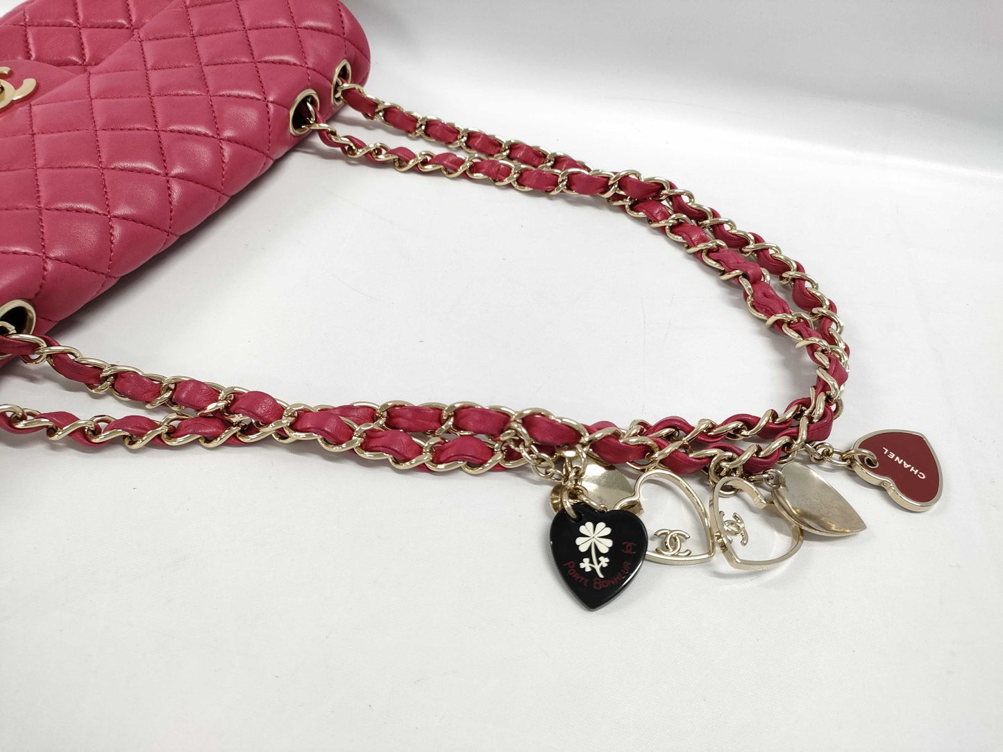 CHANEL Matelasse 25 Chain Shoulder Bag, East West Lambskin, Red, GD Hardware, 13409863, Sticker and Card Included