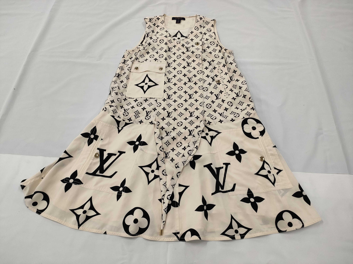 LOUIS VUITTON Monogram Silk Sleeveless Dress, Size 34, Other Apparel
