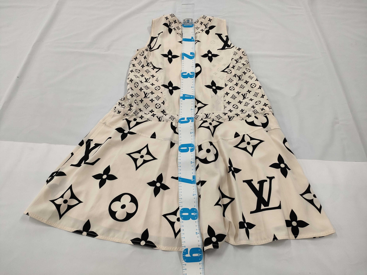 LOUIS VUITTON Monogram Silk Sleeveless Dress, Size 34, Other Apparel
