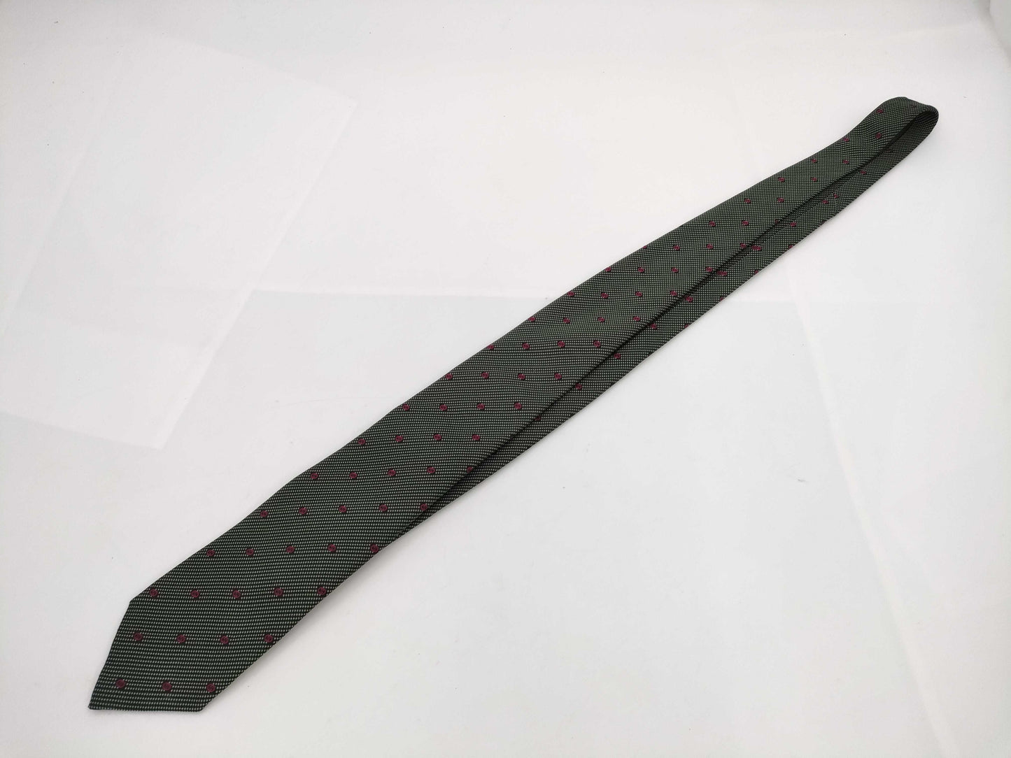 GUCCI Interlocking G Silk Tie and Other Accessories