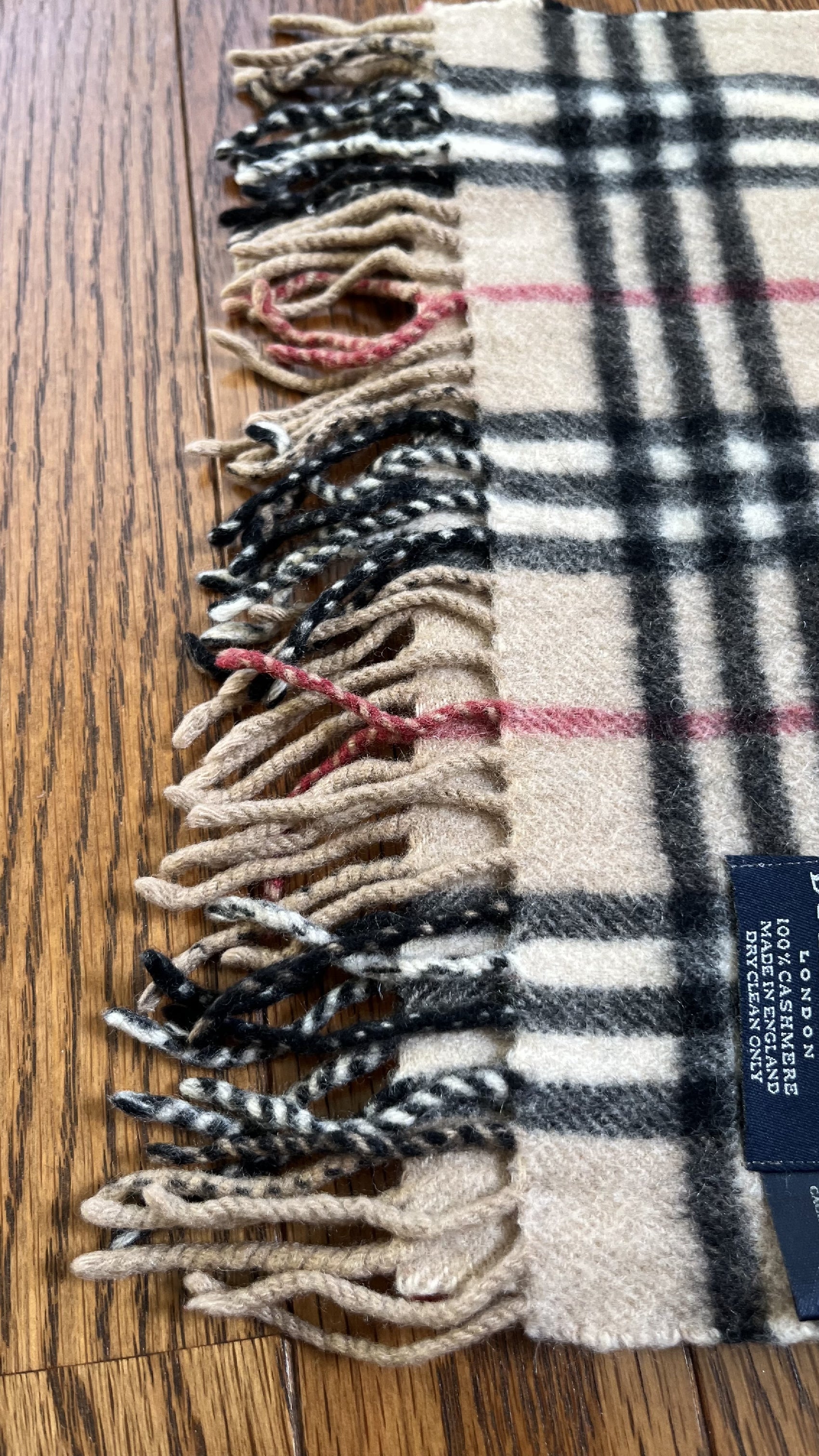BURBERRY [Rare] BURBERRY Nova Check Cashmere Scarf Length: 152cm Width: 29cm 100% Cashmere Rare Color Nova Check White Beige Scarf