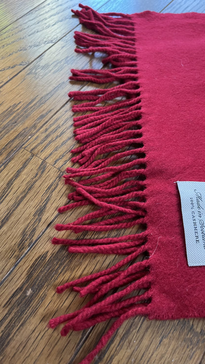 BURBERRY [Rare] BURBERRY Cashmere Scarf, Solid Color, Length: 162cm, Width: 31cm, 100% Cashmere, Rare Color, Solid Red, Scarf
